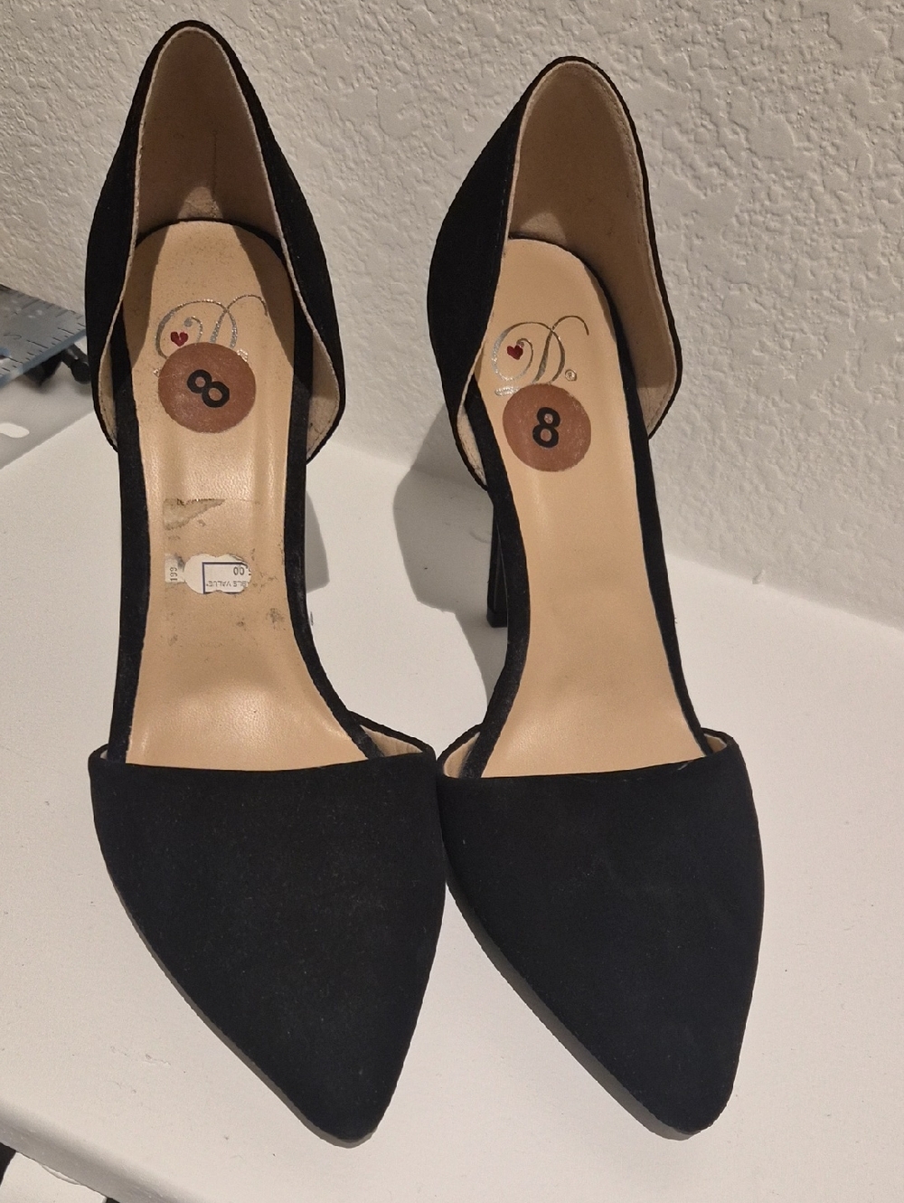 Classic Black Pointed-Toe D'Orsay Pumps - Women's